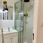 Apartamento's Sarkar Alloggio in famiglia