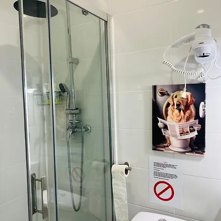 Quarto em Acomodações Particulares Apartamento's Sarkar