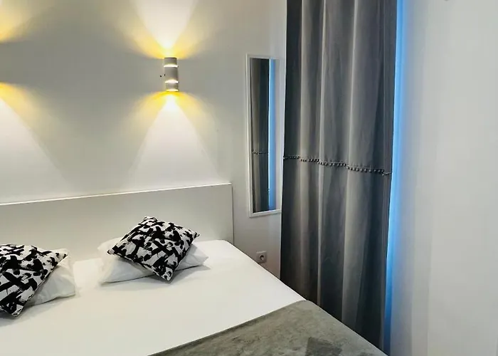 Quarto em Acomodações Particulares Apartamento's Sarkar *