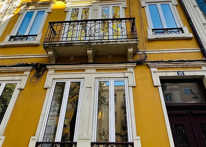 Quarto em Acomodações Particulares Apartamento's Sarkar