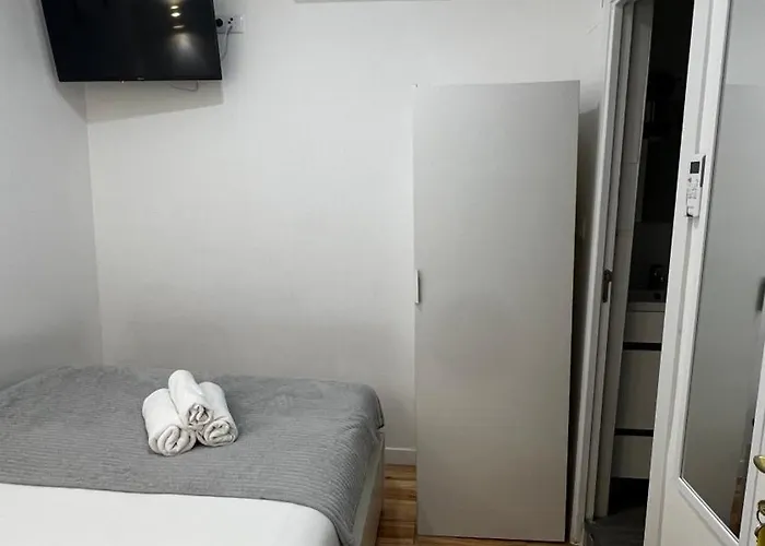 Apartamento's Sarkar Quarto em Acomodações Particulares *