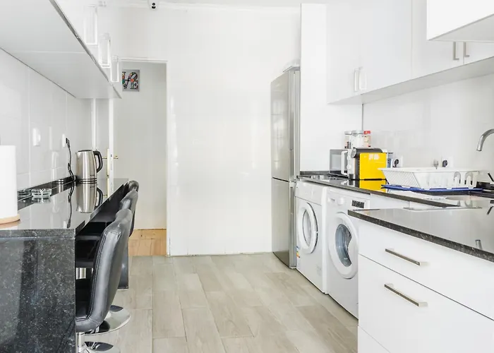 Δωμάτια σε οικογενειακή κατοικία Apartamento's Sarkar