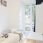 Apartamento's Sarkar