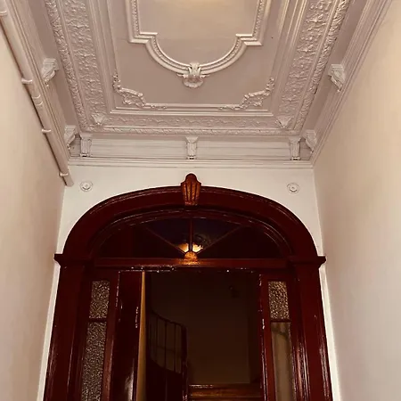 Quarto em Acomodações Particulares Apartamento's Sarkar