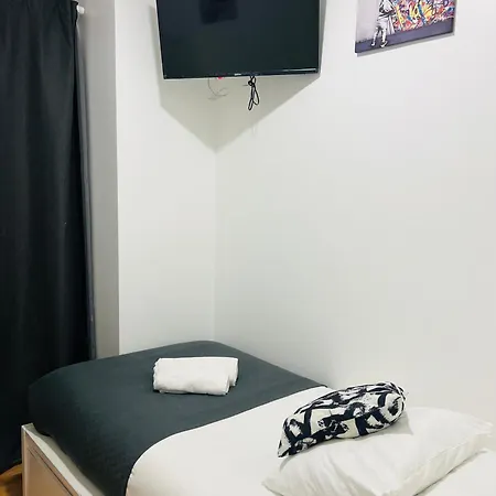 Quarto em Acomodações Particulares Apartamento's Sarkar *